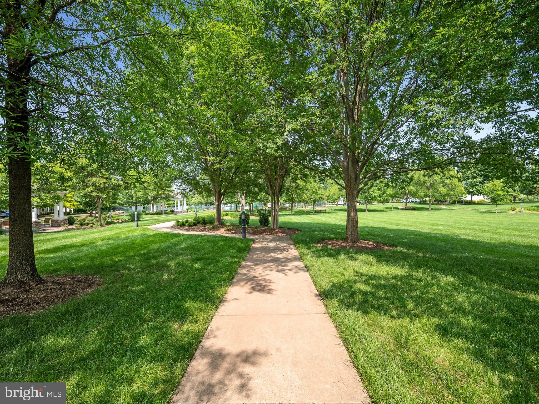 44322 Stableford Square Ashburn, VA 20147 - Photo 45 of 63 Walking Path