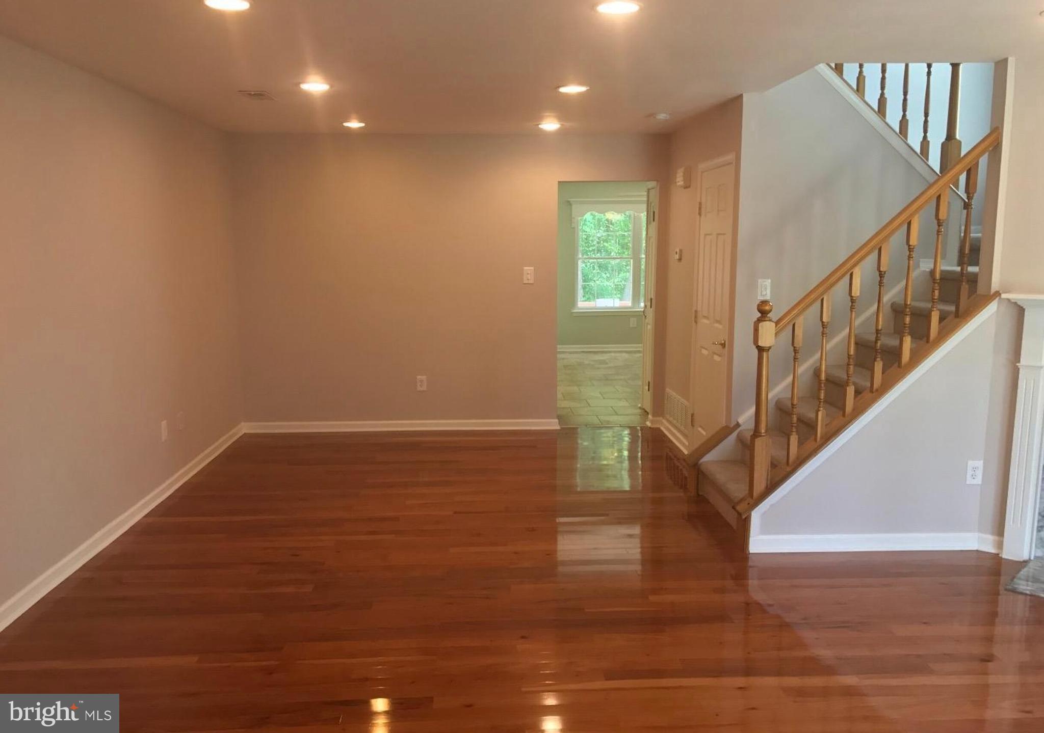 94 Winstead Drive Westampton, NJ 08060 - Photo 2 of 17