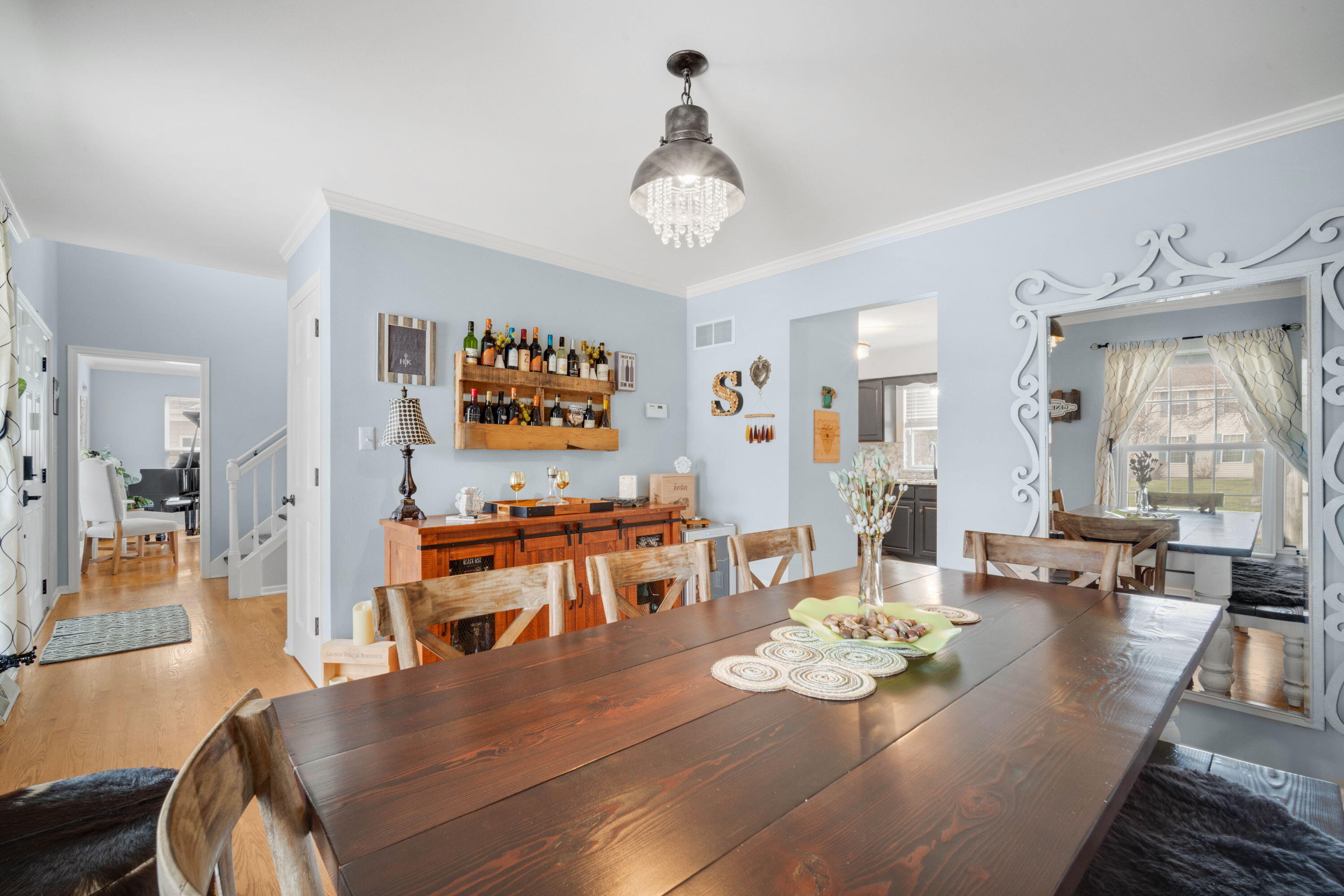 4113 West Whispering Ridge Pass Franklin, WI 53132 - Photo 13 of 29 13_imgDSC03352