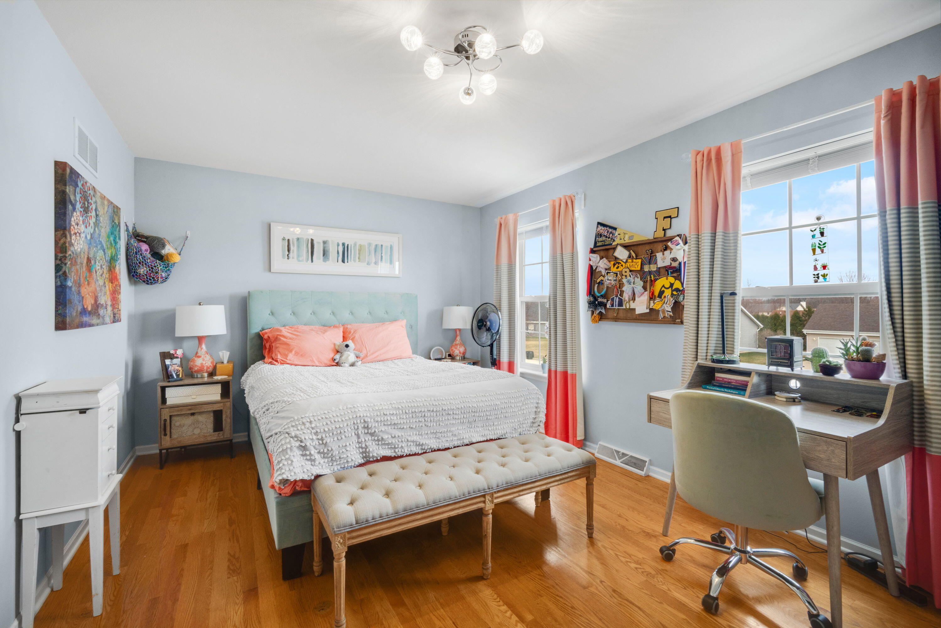 4113 West Whispering Ridge Pass Franklin, WI 53132 - Photo 17 of 29 17_imgDSC03372