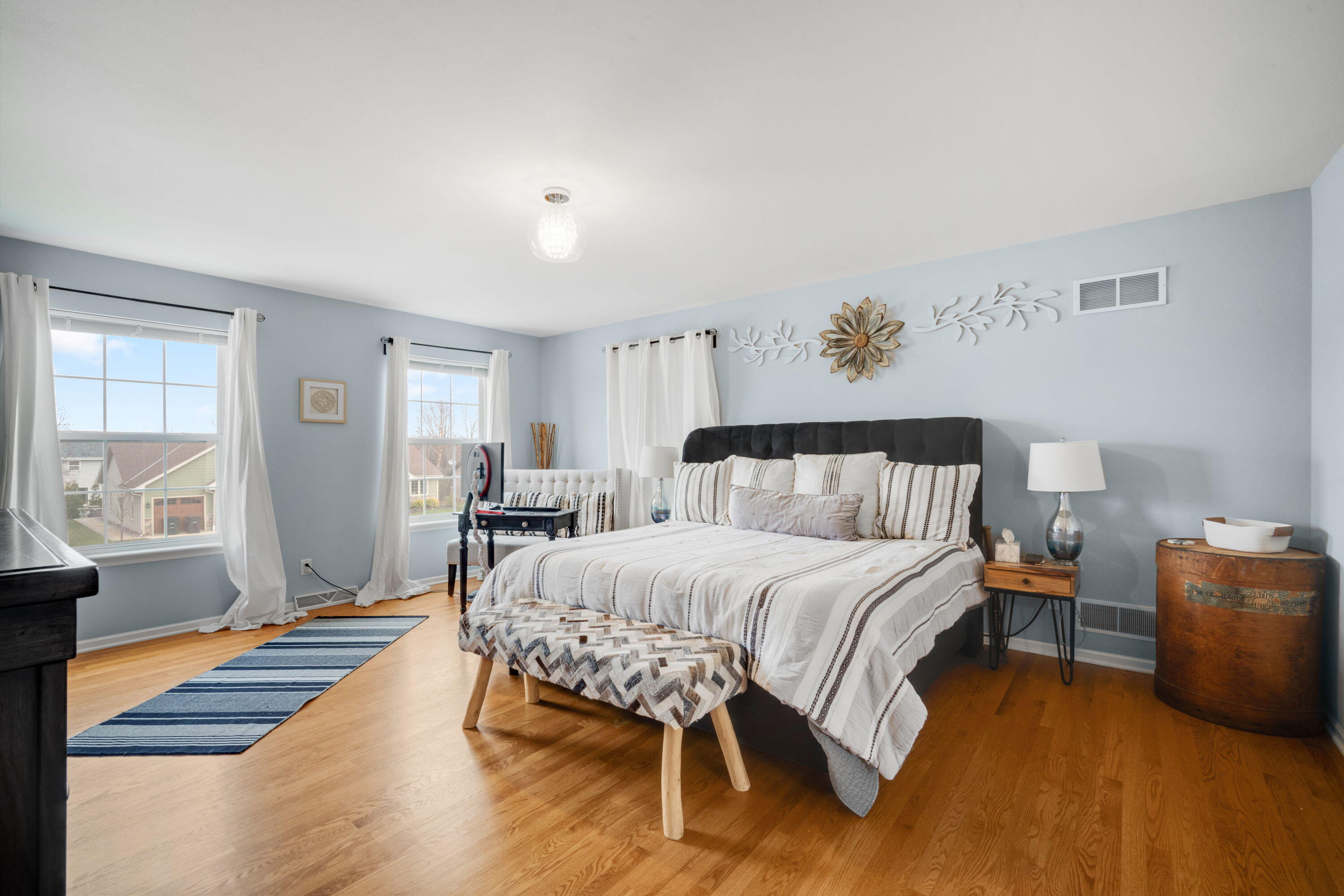 4113 West Whispering Ridge Pass Franklin, WI 53132 - Photo 20 of 29 20_imgDSC03387