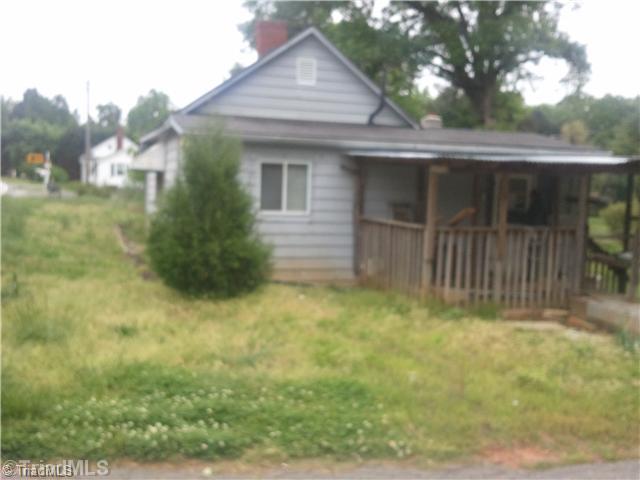 4210 Hampton Road Clemmons, NC 27012 - Photo 1 of 4 Exterior Front.