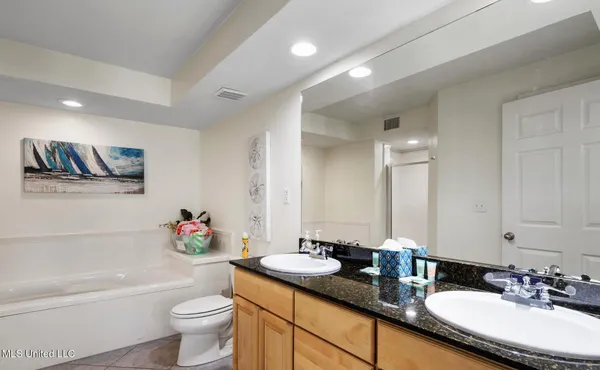 $245,000 | 2046 Beach Boulevard, Unit C114, Biloxi, MS 39531