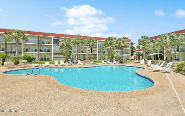 $245,000 | 2046 Beach Boulevard, Unit C114, Biloxi, MS 39531