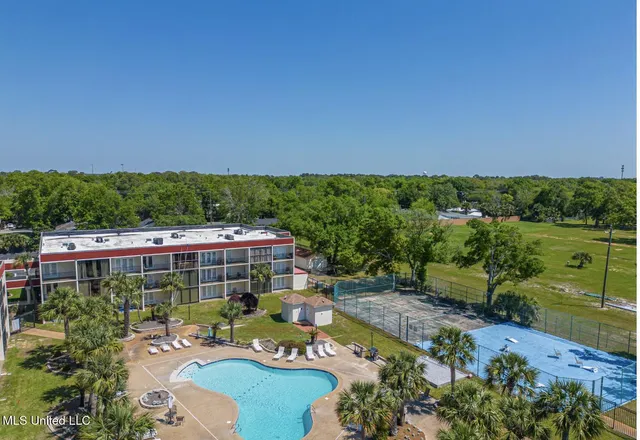 $245,000 | 2046 Beach Boulevard, Unit C114, Biloxi, MS 39531