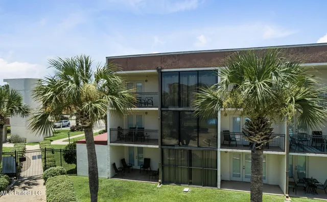 $245,000 | 2046 Beach Boulevard, Unit C114, Biloxi, MS 39531