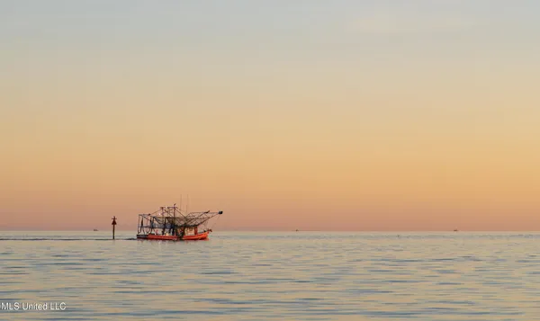 $245,000 | 2046 Beach Boulevard, Unit C114, Biloxi, MS 39531