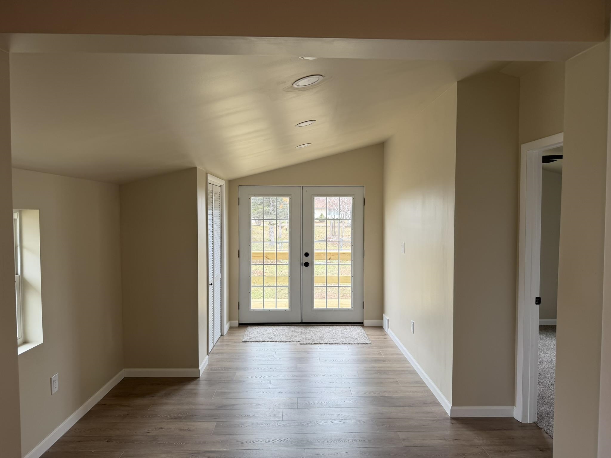 412 Case Street Kingsford, MI 49802 - Photo 8 of 27