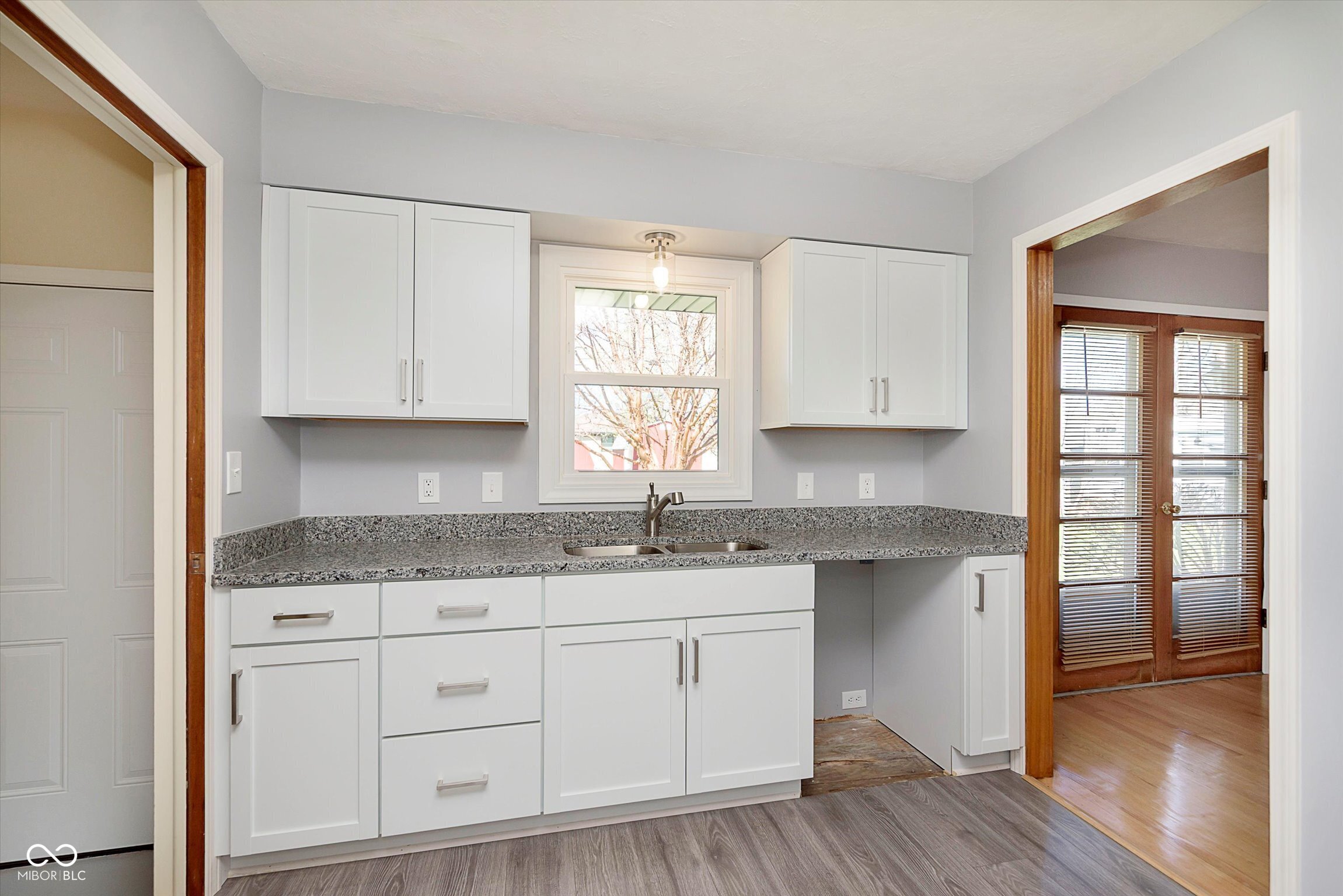 166 North Post Road Indianapolis, IN 46219 - Photo 16 of 31 Gallery Image 16