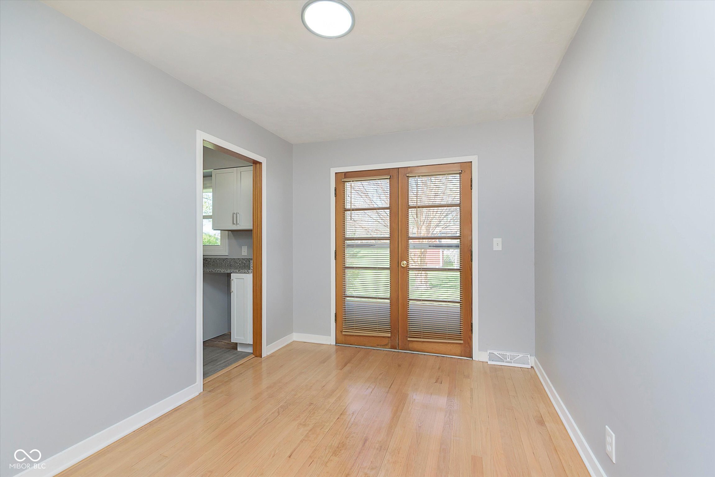 166 North Post Road Indianapolis, IN 46219 - Photo 10 of 31 Gallery Image 10