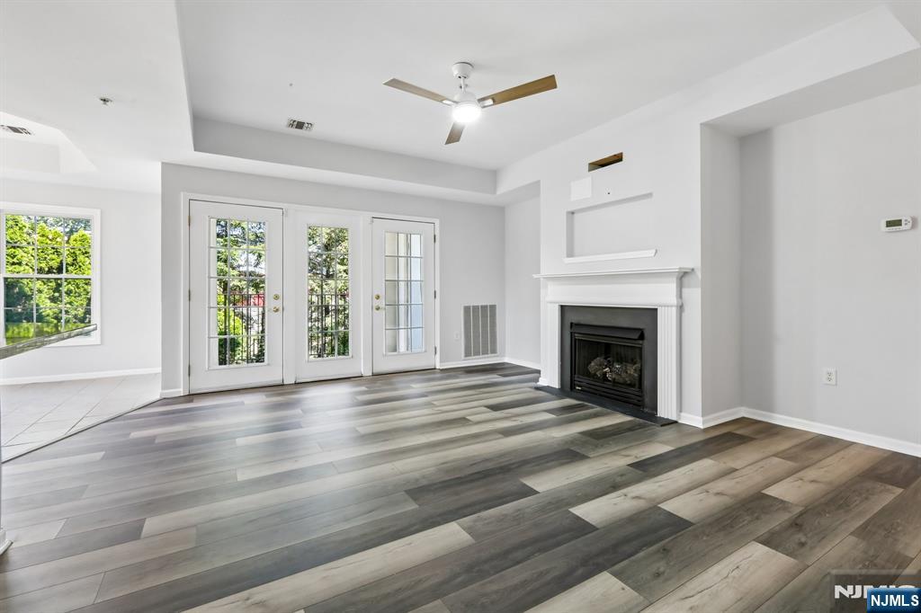 9104 Ravenscroft Road Clifton, NJ 07013 - Photo 9 of 50