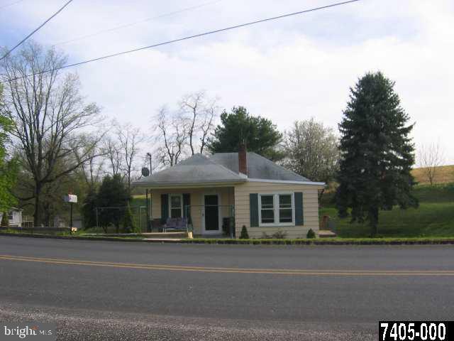 1000 White Oak Road Windsor, PA 17366 - Photo 2 of 4