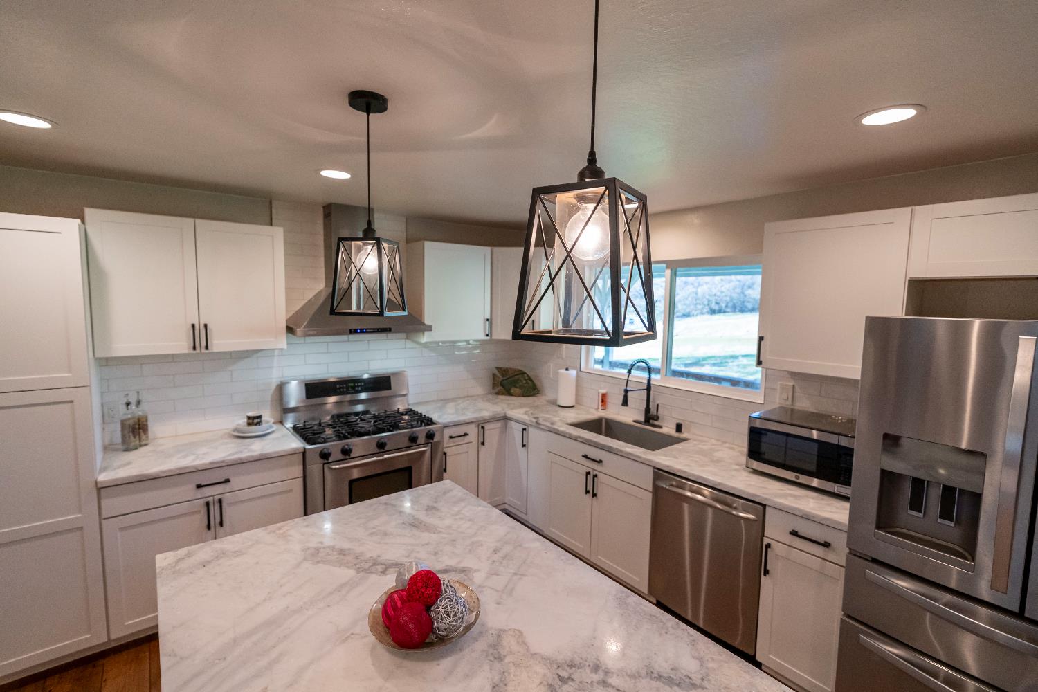 19728 Perimeter Road Grass Valley, CA 95949 - Photo 12 of 51