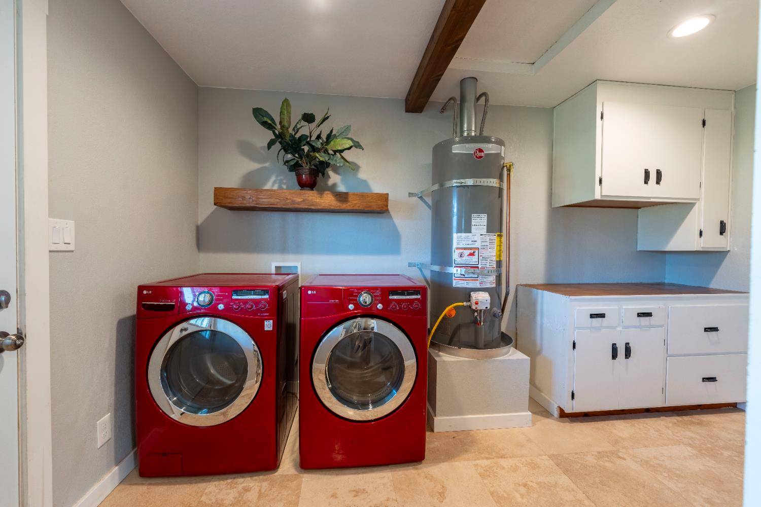 19728 Perimeter Road Grass Valley, CA 95949 - Photo 18 of 51