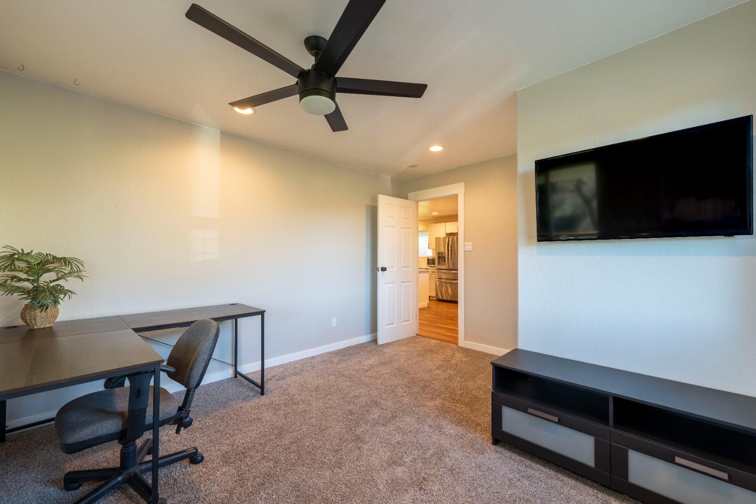 19728 Perimeter Road Grass Valley, CA 95949 - Photo 19 of 51