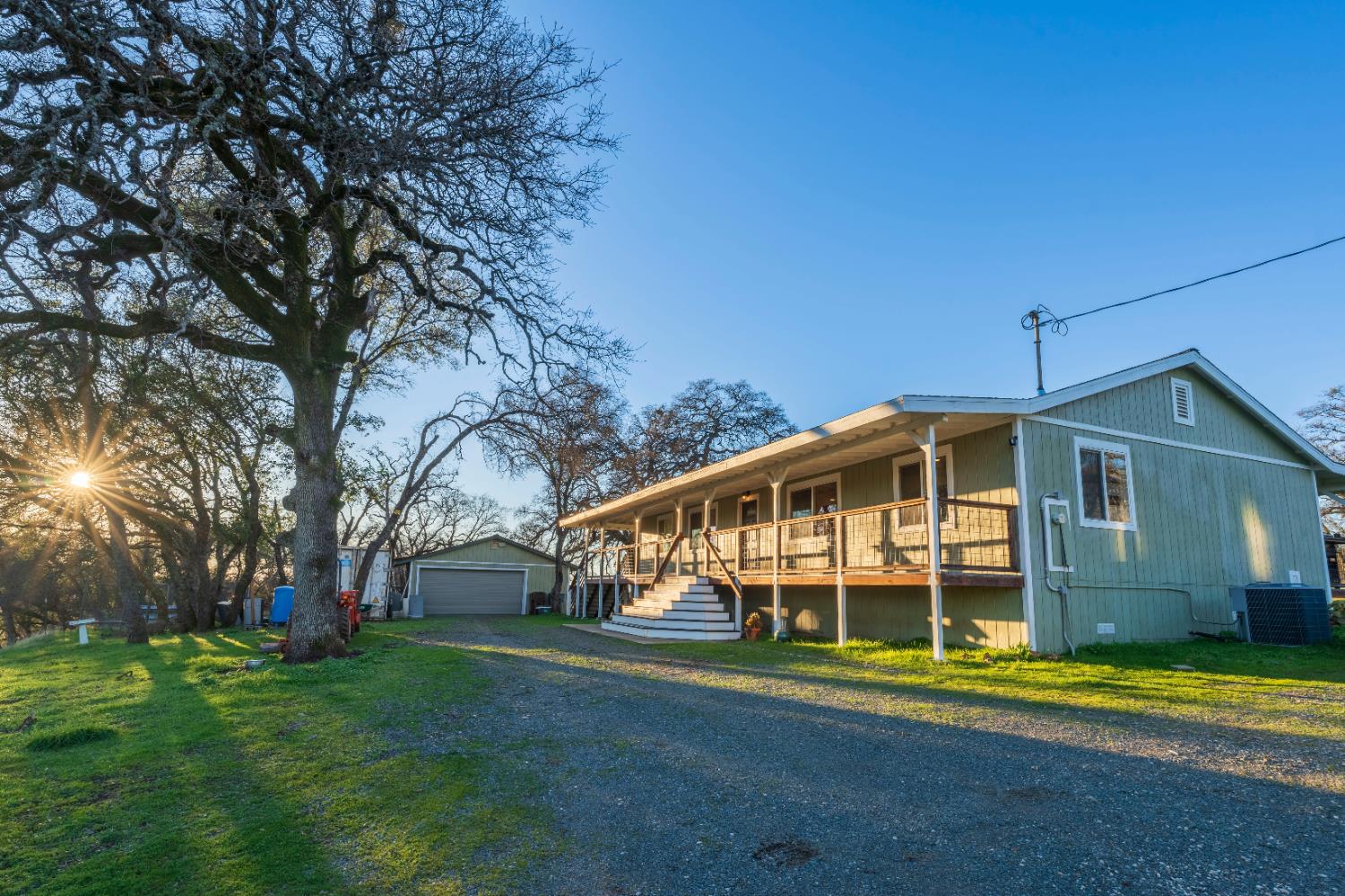 19728 Perimeter Road Grass Valley, CA 95949 - Photo 2 of 51