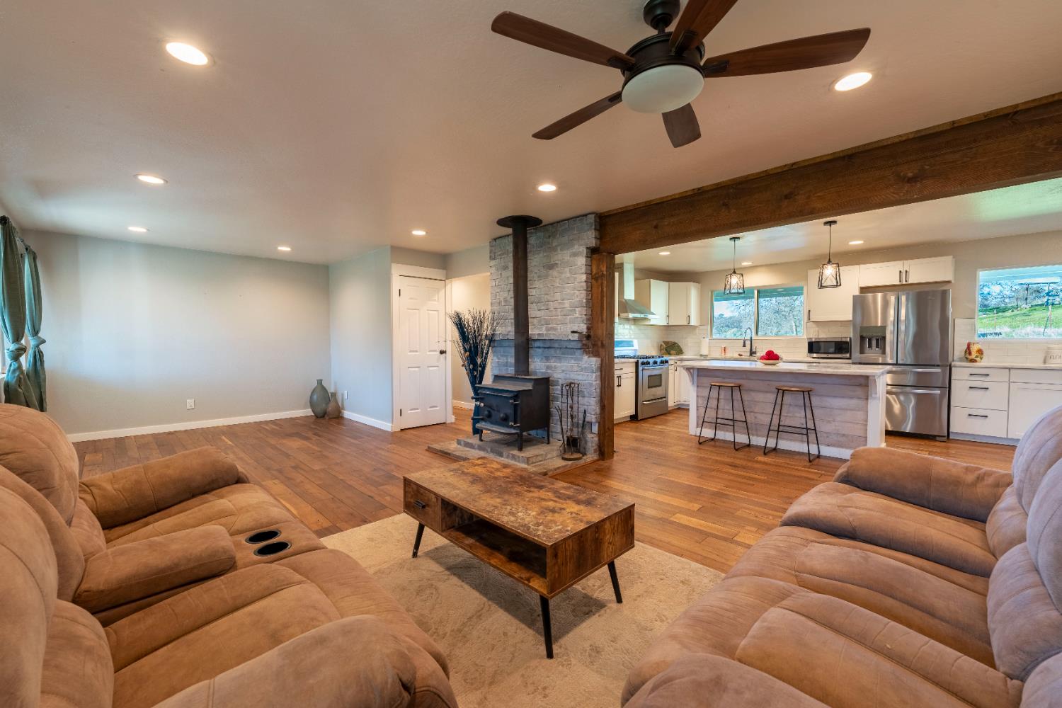 19728 Perimeter Road Grass Valley, CA 95949 - Photo 6 of 51