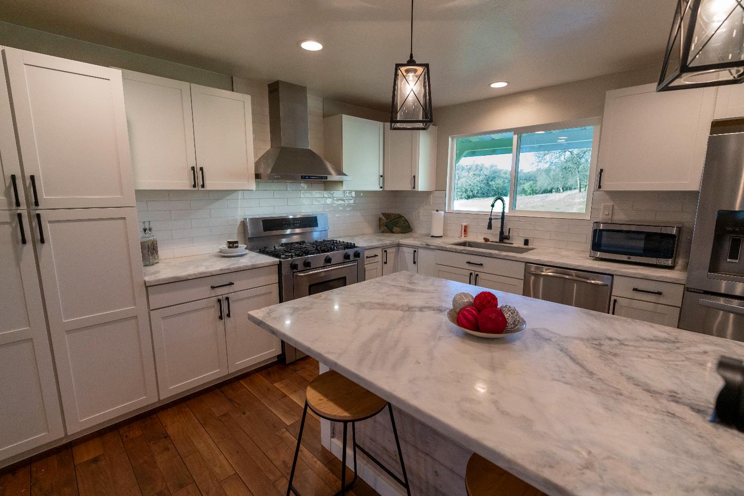 19728 Perimeter Road Grass Valley, CA 95949 - Photo 10 of 51