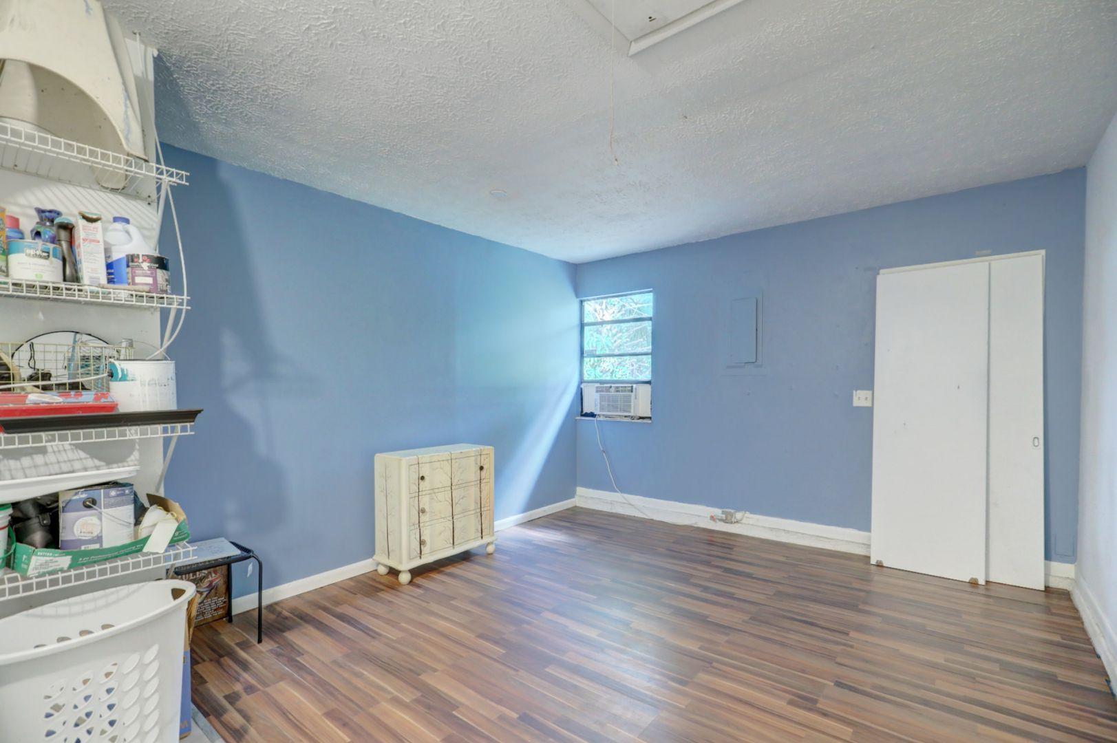 370 Southwest Undallo Road Port St. Lucie, FL 34953 - Photo 17 of 39 Bonus Garage Room