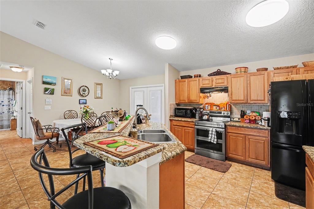 3147 Sydney Dover Road Dover, FL 33527 - Photo 14 of 26