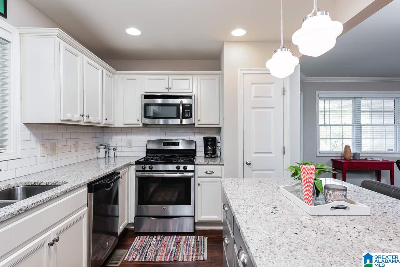 1601 Cresthill Road Birmingham, AL 35213 - Photo 7 of 24