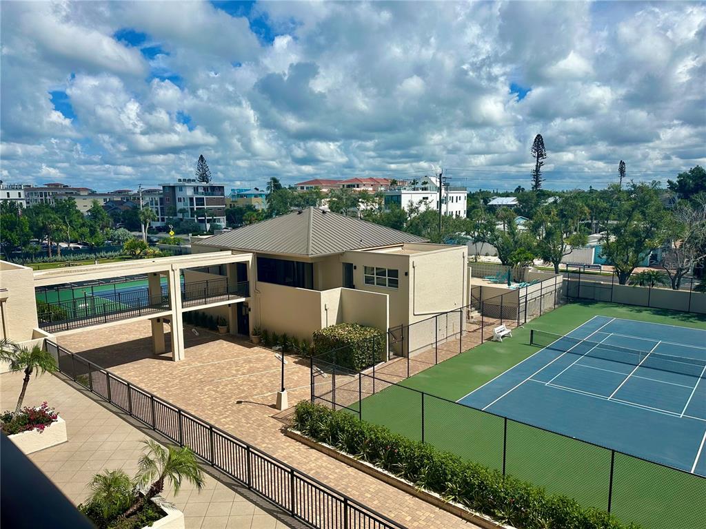 420 Beach Road, Unit 203 Sarasota, FL 34242 - Photo 62 of 91