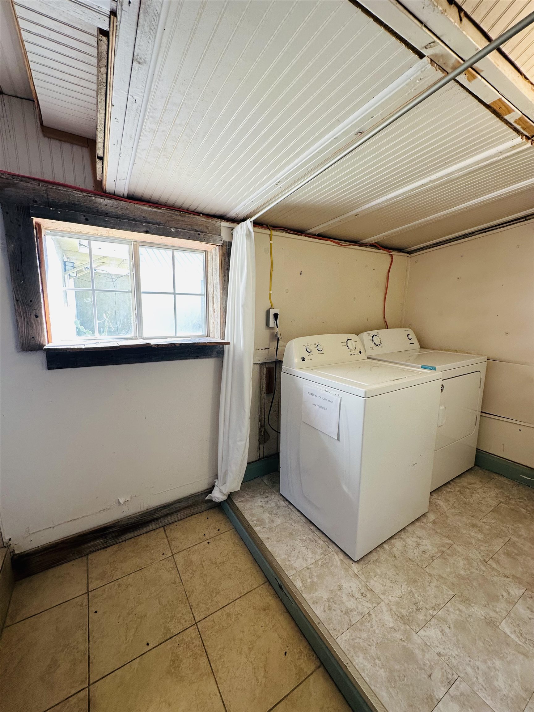 505 4th Street Lometa, TX 76853 - Photo 23 of 27 a utility room with dryer and washer