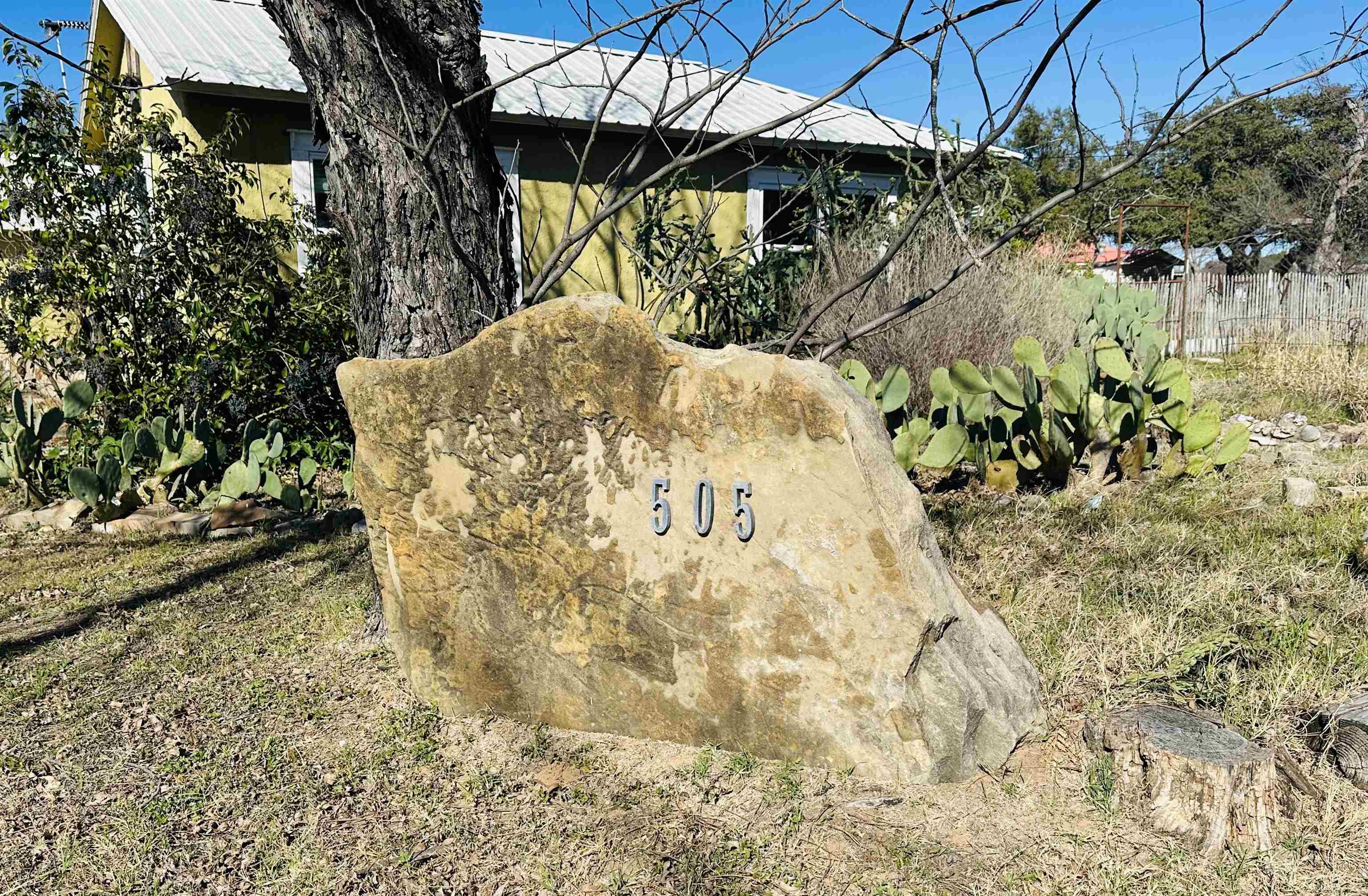 505 4th Street Lometa, TX 76853 - Photo 3 of 27 a view of a backyard