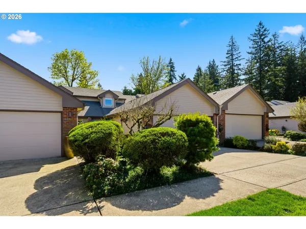 $395,000 | 1210 Northwest 23rd Avenue, Camas, WA 98607