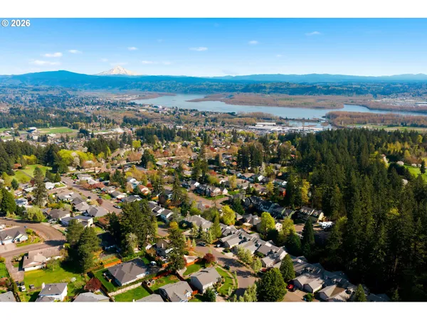 $395,000 | 1210 Northwest 23rd Avenue, Camas, WA 98607