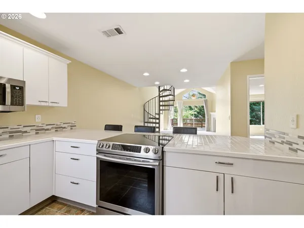 $395,000 | 1210 Northwest 23rd Avenue, Camas, WA 98607