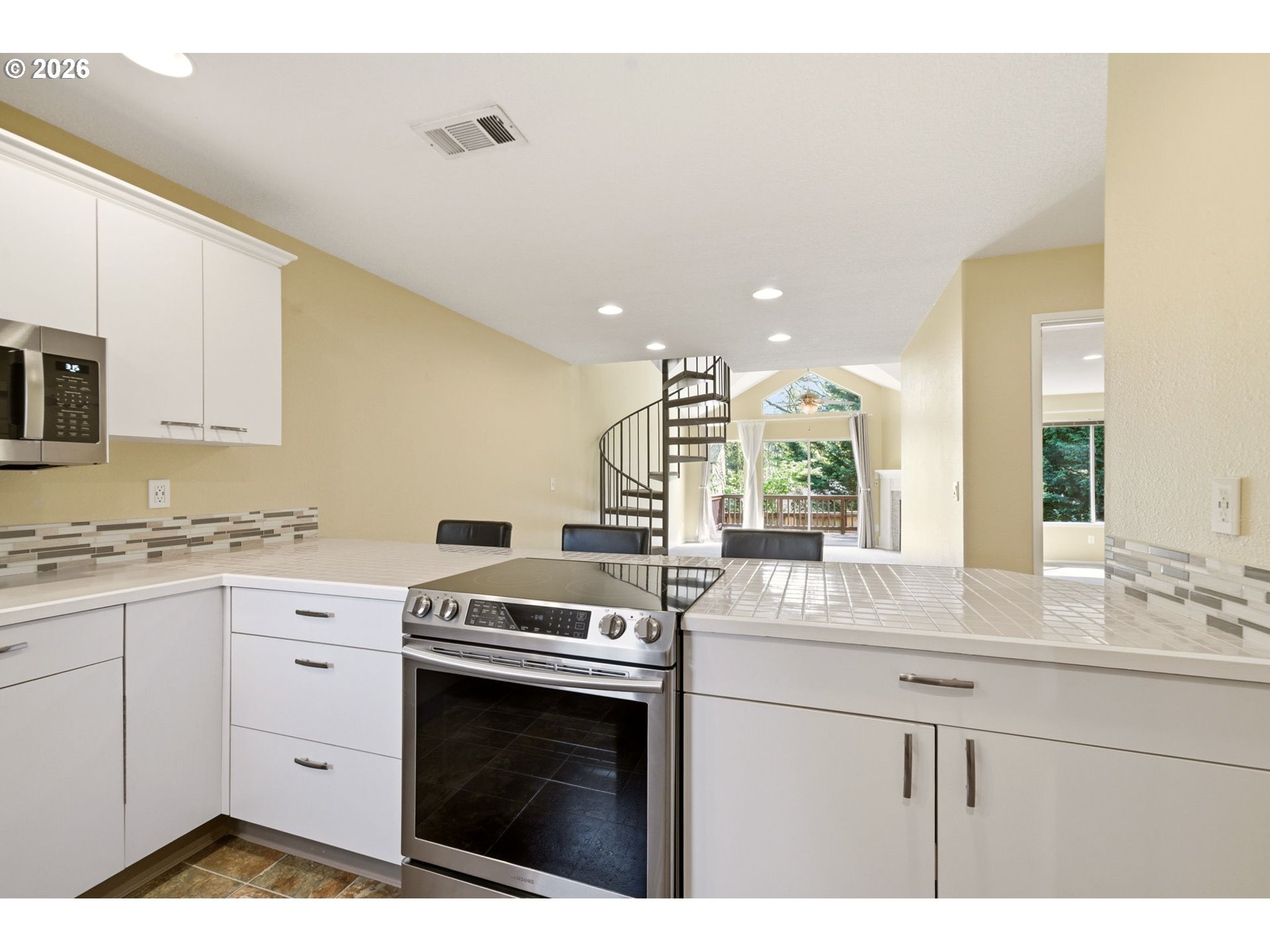 1210 Northwest 23rd Avenue Camas, WA 98607 - Photo 8 of 44