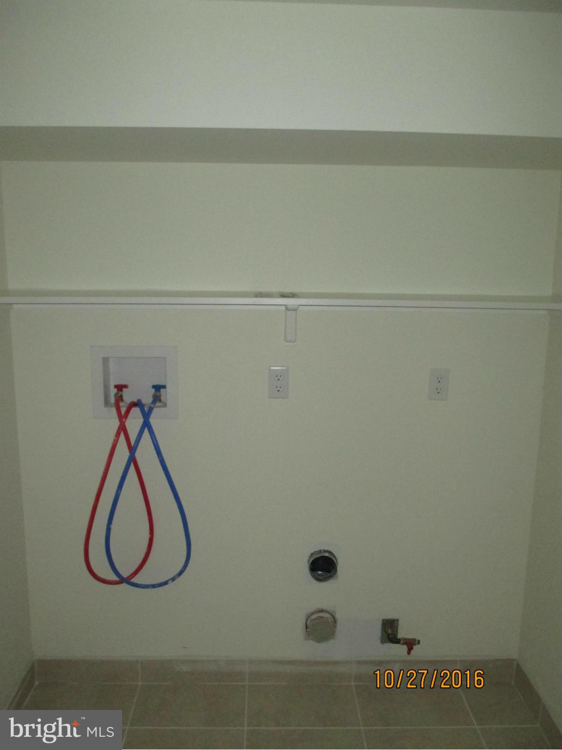 6800 Barnett Road Baltimore, MD 21239 - Photo 26 of 29 Laundry Area