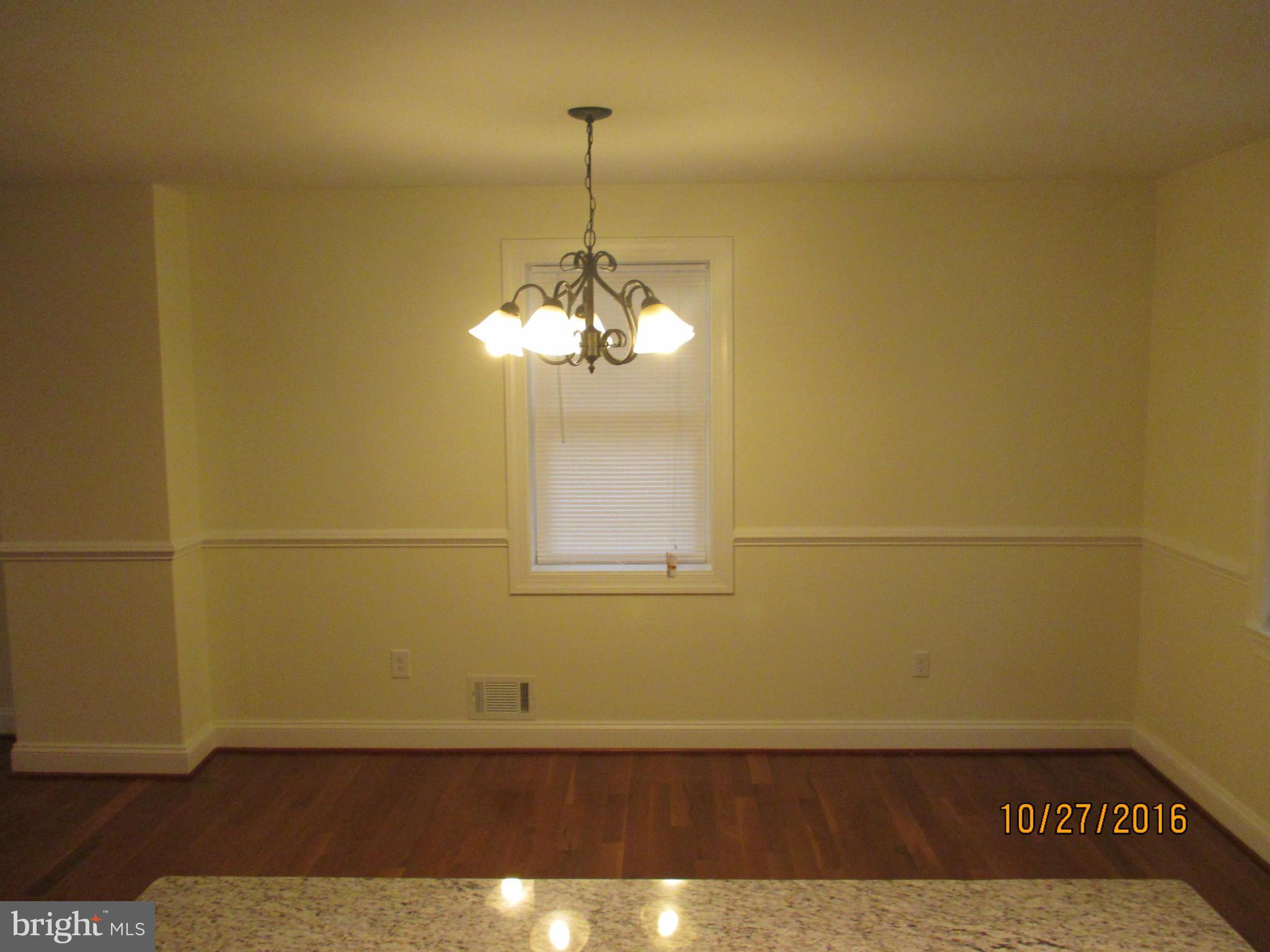 6800 Barnett Road Baltimore, MD 21239 - Photo 8 of 29 Dining Room
