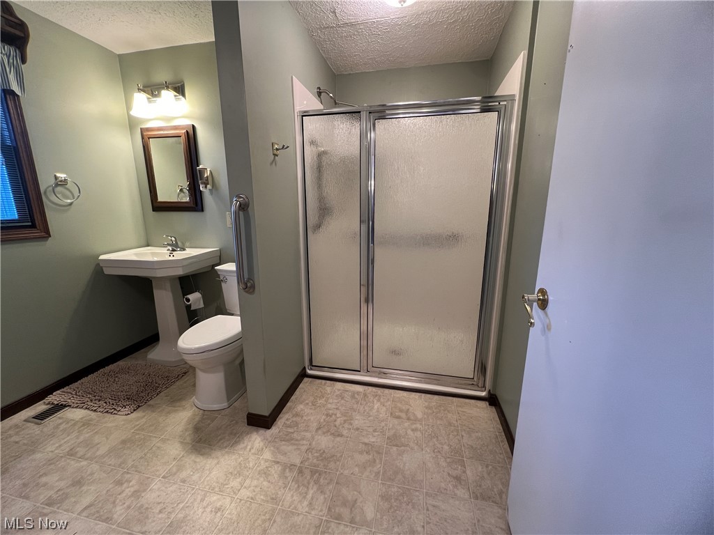 47559 Hughes Road Wellington, OH 44090 - Photo 11 of 31
