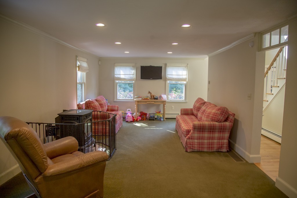 617 Leominster Road Lunenburg, MA 01462 - Photo 13 of 26 Gallery Image 13