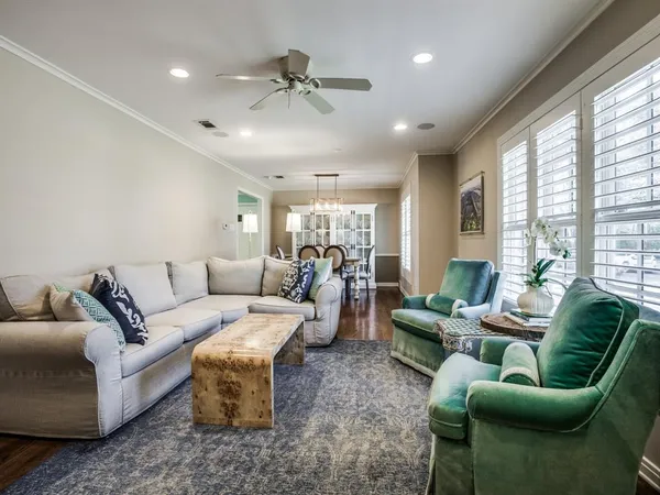 $5,000 | 6614 Joyce Way, Dallas, TX 75225