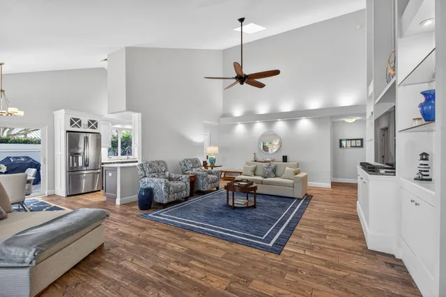 $1,389,000 | 101 Cape Pointe Circle, Jupiter, FL 33477