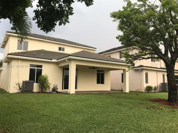 $4,650 | 19351 Southwest 61st Street, Unit 19351, Pembroke Pines, FL 33332