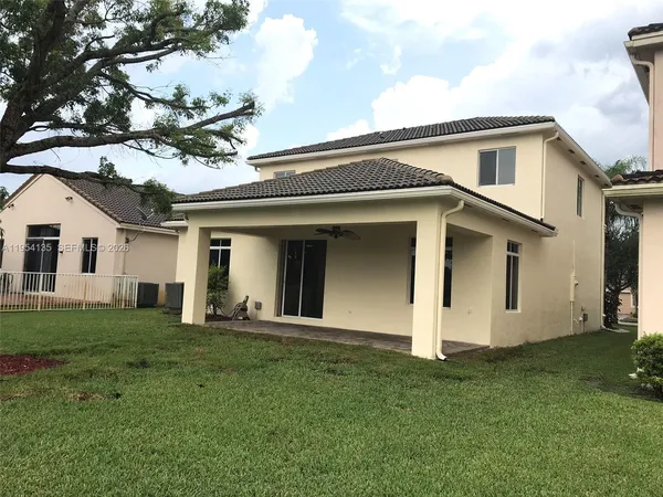$4,650 | 19351 Southwest 61st Street, Unit 19351, Pembroke Pines, FL 33332