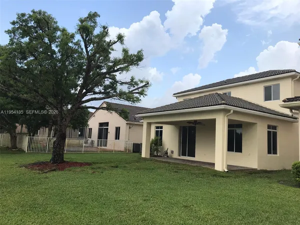 $4,650 | 19351 Southwest 61st Street, Unit 19351, Pembroke Pines, FL 33332