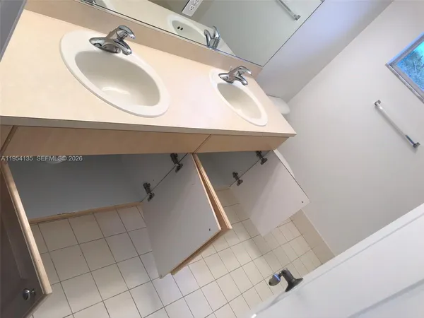 $4,650 | 19351 Southwest 61st Street, Unit 19351, Pembroke Pines, FL 33332