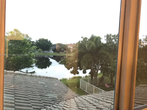 $4,650 | 19351 Southwest 61st Street, Unit 19351, Pembroke Pines, FL 33332