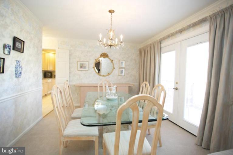 10800 Midsummer Drive Reston, VA 20191 - Photo 15 of 30 Dining Room
