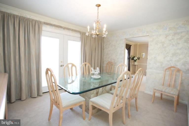 10800 Midsummer Drive Reston, VA 20191 - Photo 16 of 30 Dining Room #2