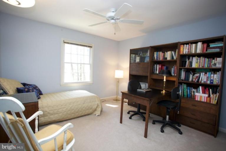 10800 Midsummer Drive Reston, VA 20191 - Photo 3 of 30 Bedroom #3