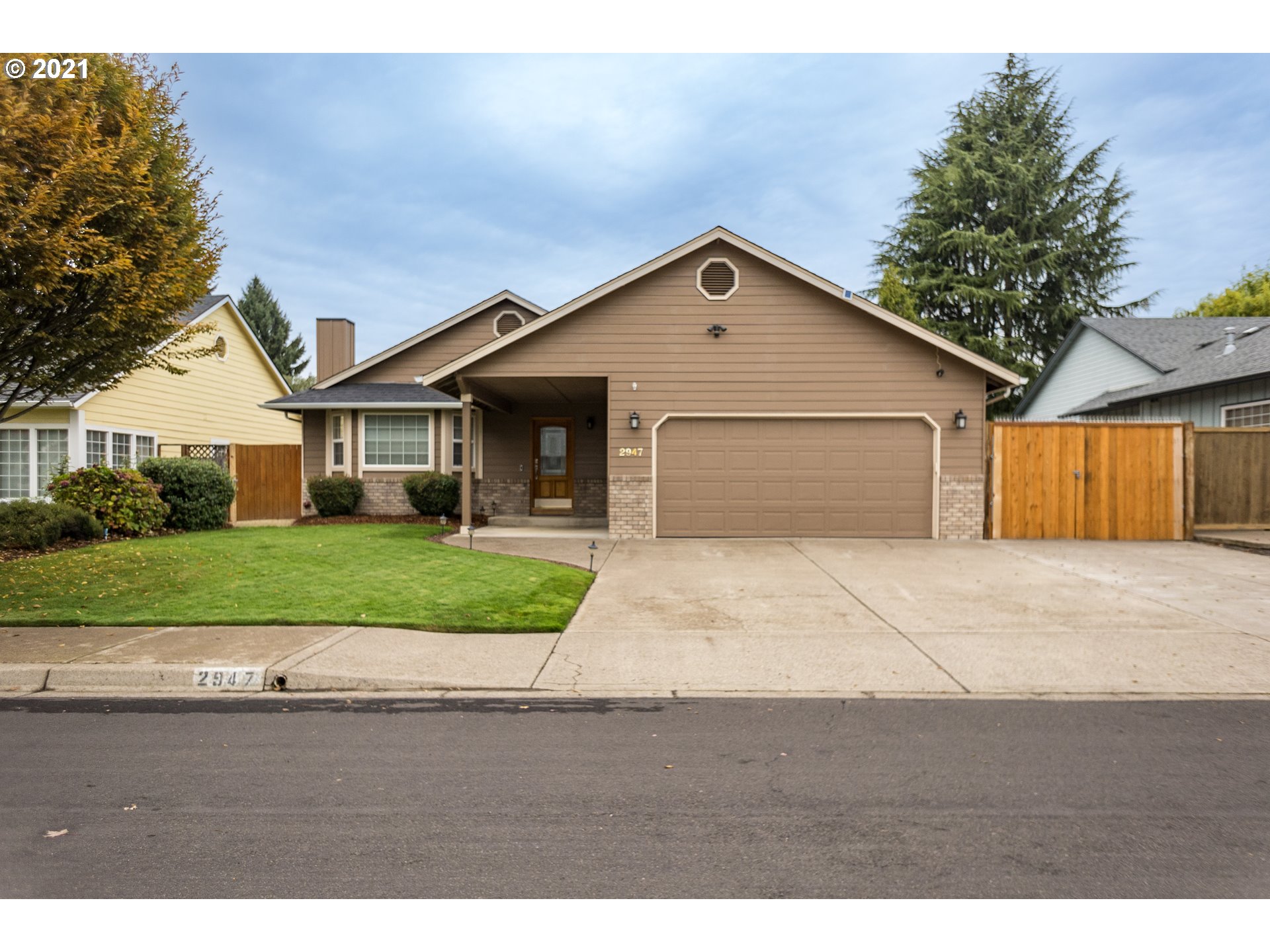 2947 Dry Creek Road Eugene, OR 97404 - Photo 1 of 32 Gallery Image 1