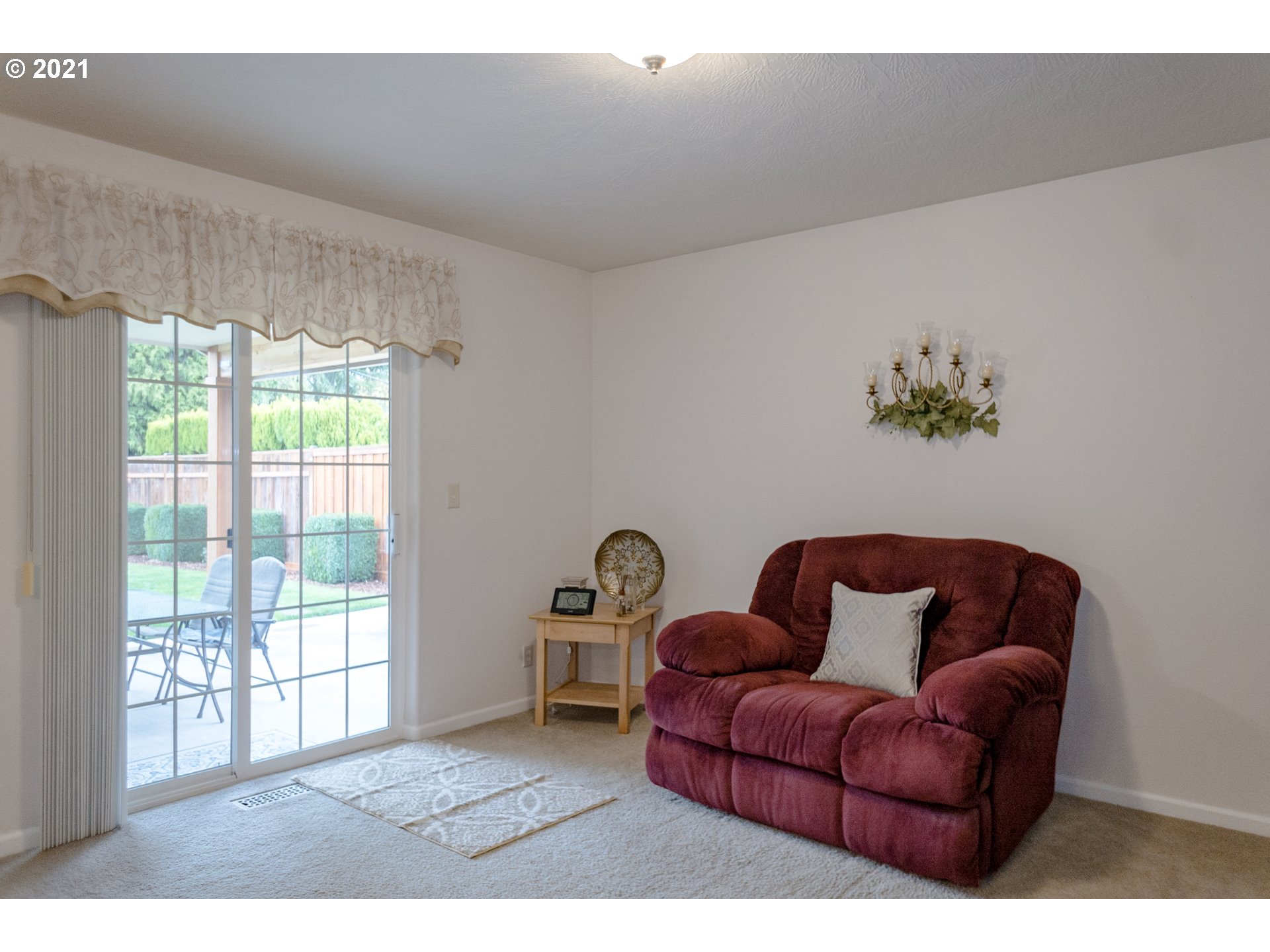 2947 Dry Creek Road Eugene, OR 97404 - Photo 12 of 32 Gallery Image 12