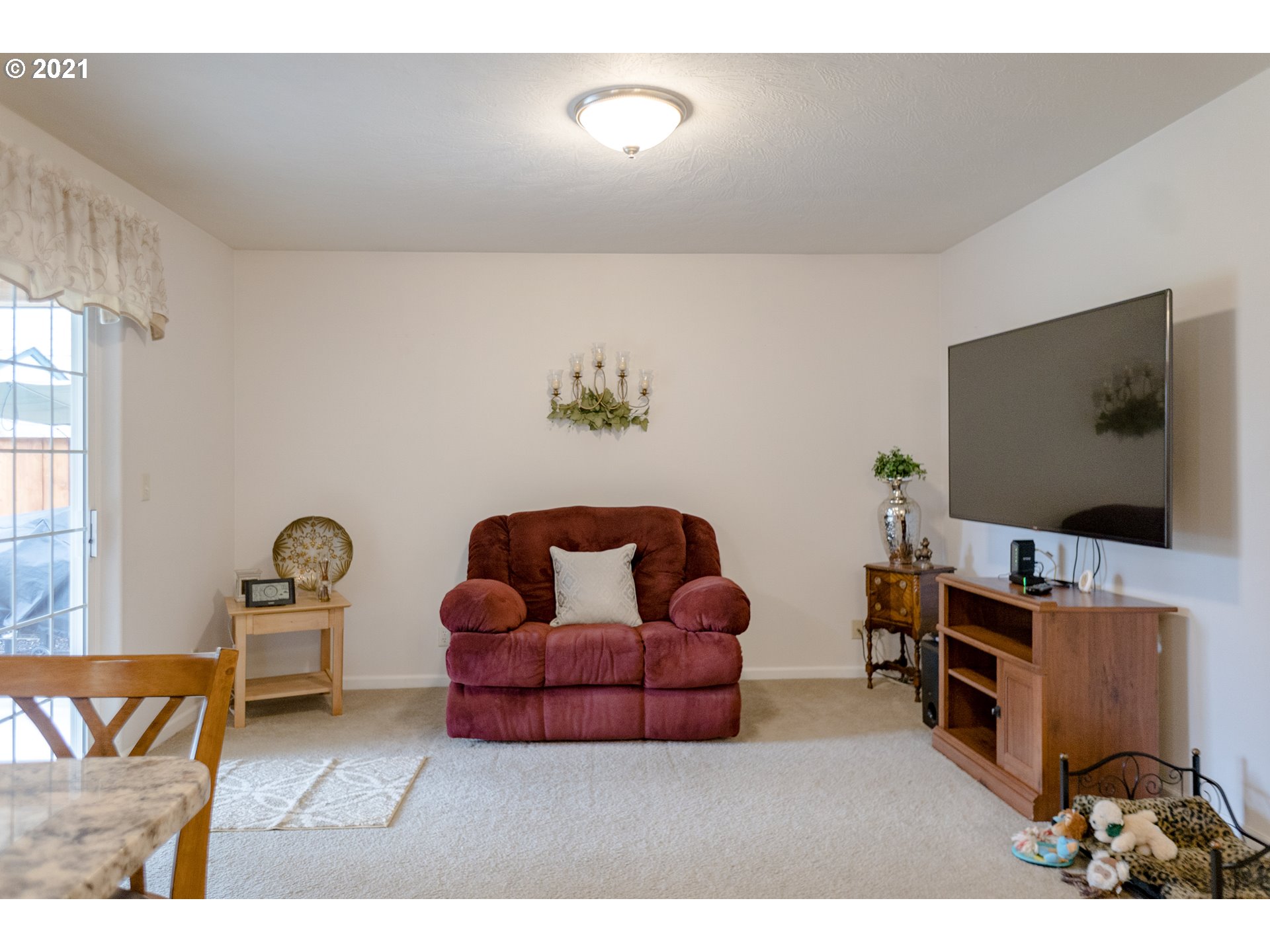 2947 Dry Creek Road Eugene, OR 97404 - Photo 13 of 32 Gallery Image 13