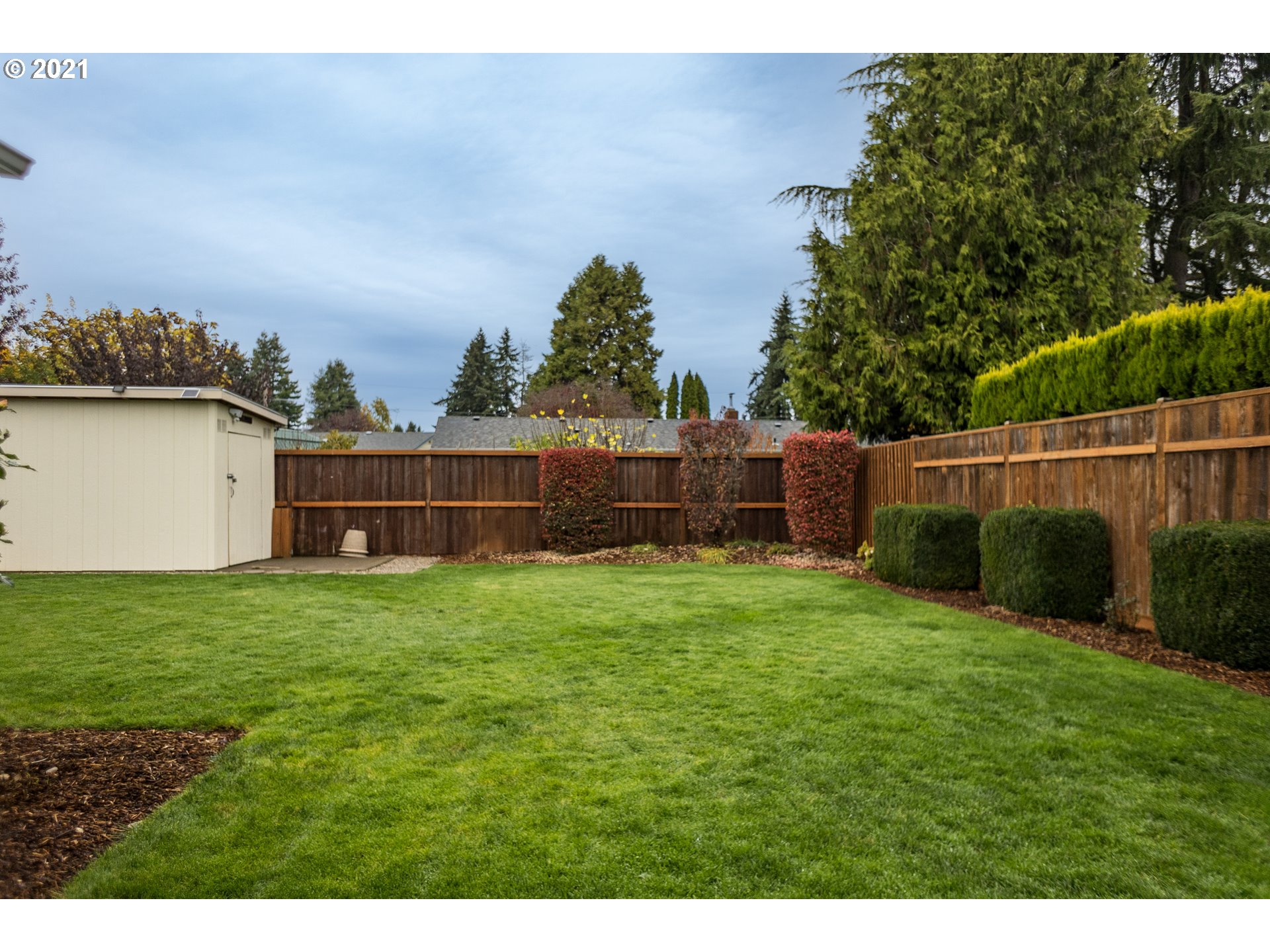 2947 Dry Creek Road Eugene, OR 97404 - Photo 25 of 32 Gallery Image 25